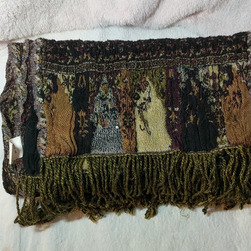 Scarf - Picture 4 of 4